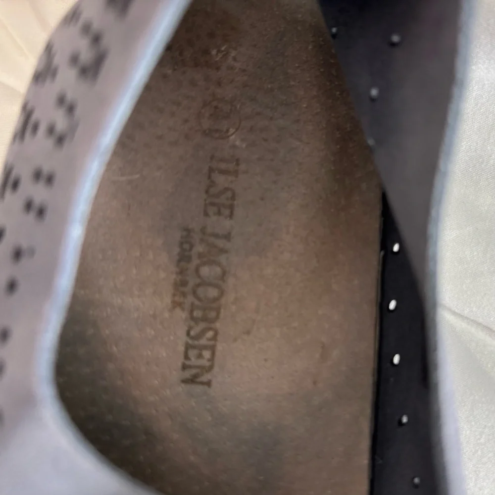 Isle Jacobson Denim Perforated Slip-On Women’s Shoes. 10. - Picture 6 of 6